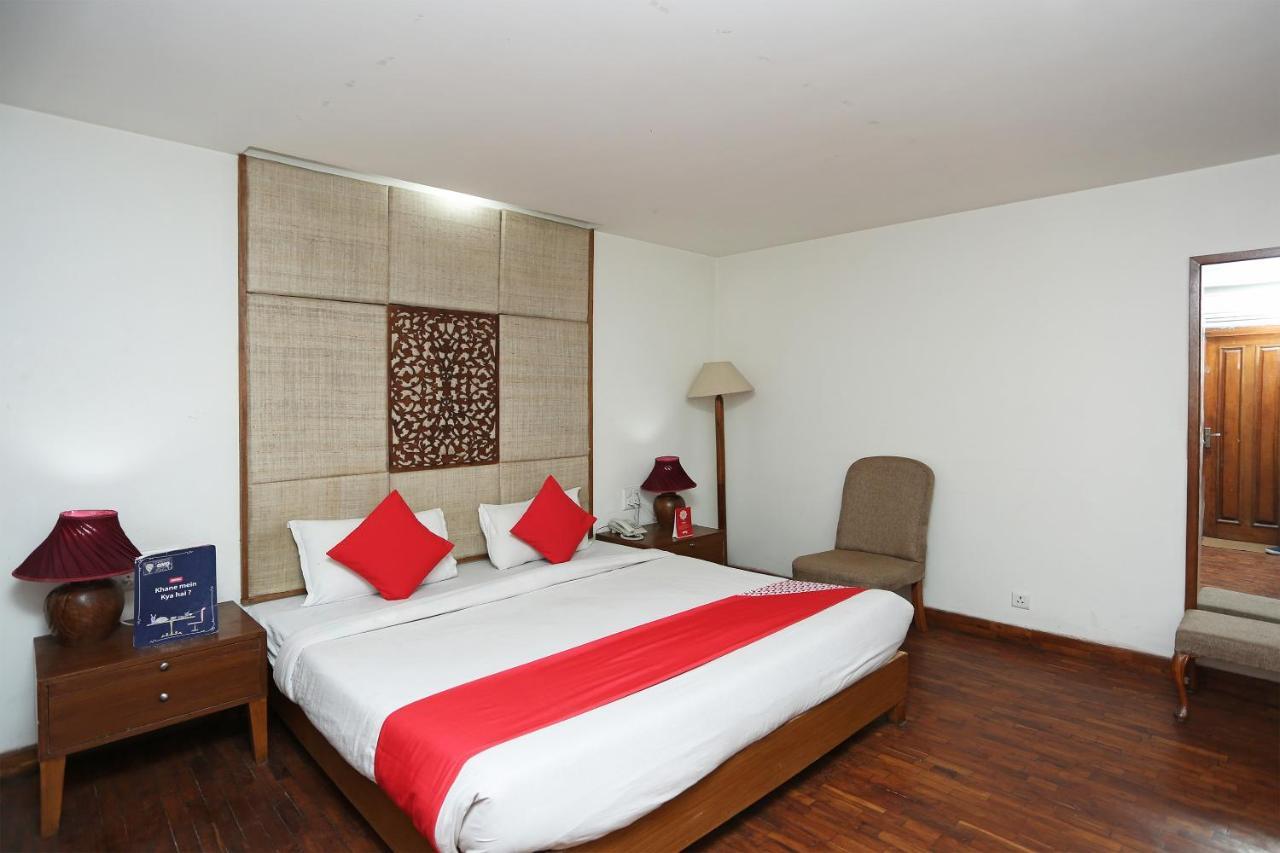 Oyo 27008 Paradise Gateway Hotel Srīnagar Exterior foto